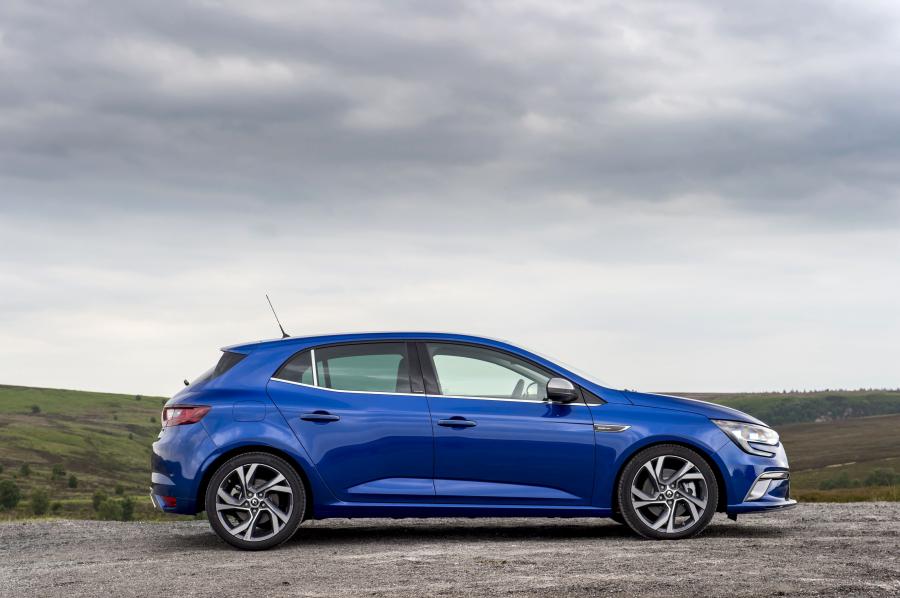  Renault Megane GT 2016 года  (UK) (фото 2 из 39)